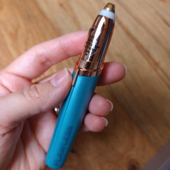 **SOLD***. Flawless - Picture 4 of 7